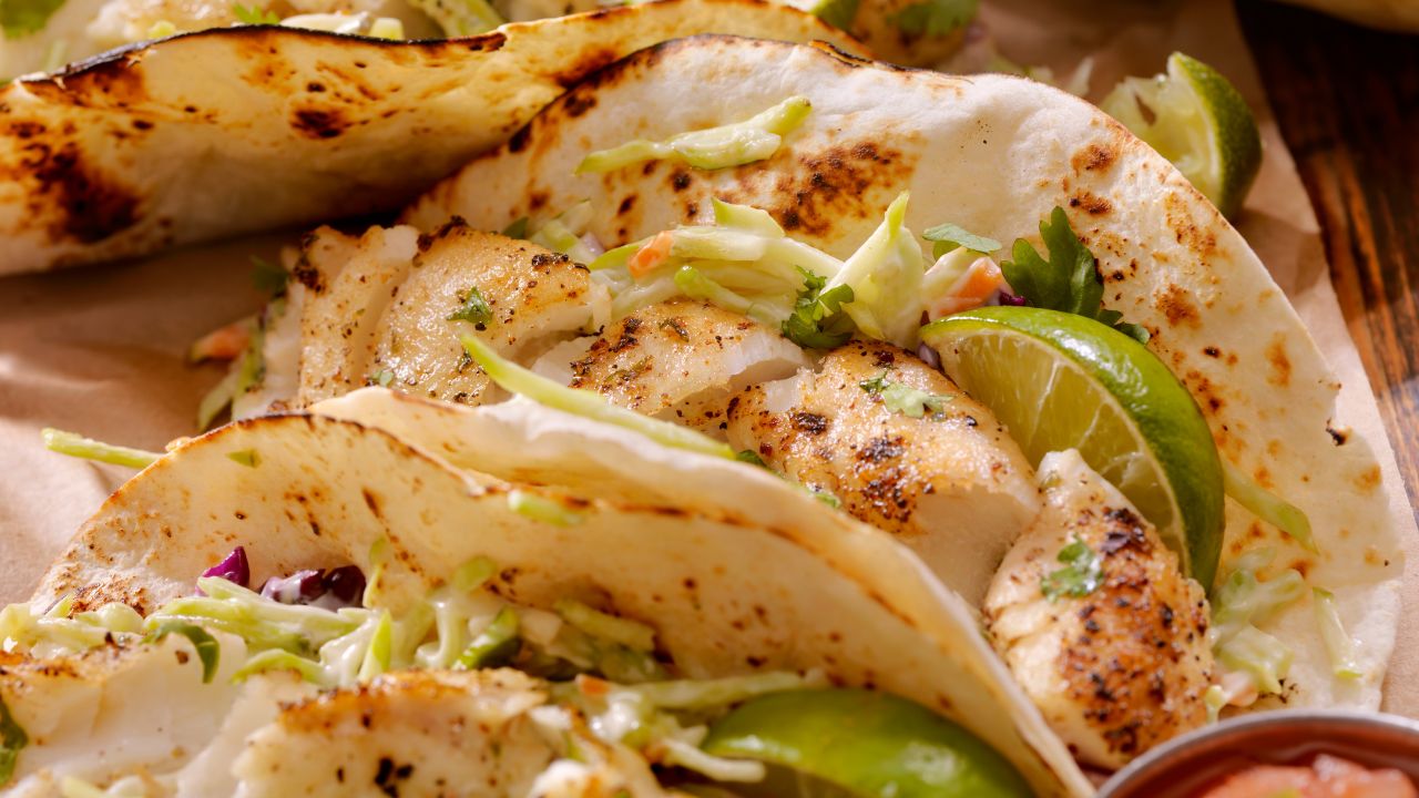What To Serve With Fish Tacos (Quick & Easy Sides)
